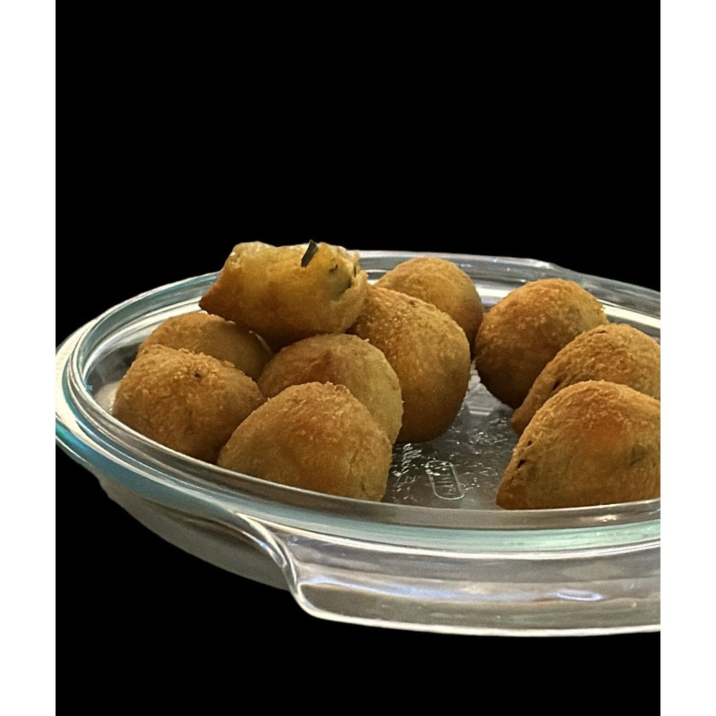 Coxistela from Ze. A mini salgado filled with Costela - 15 units