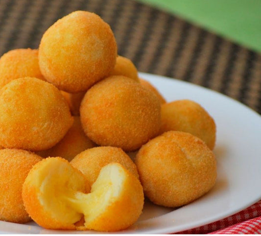 🧀 Bolinha de Queijo: Brazil’s Irresistible Cheese Ball Delight