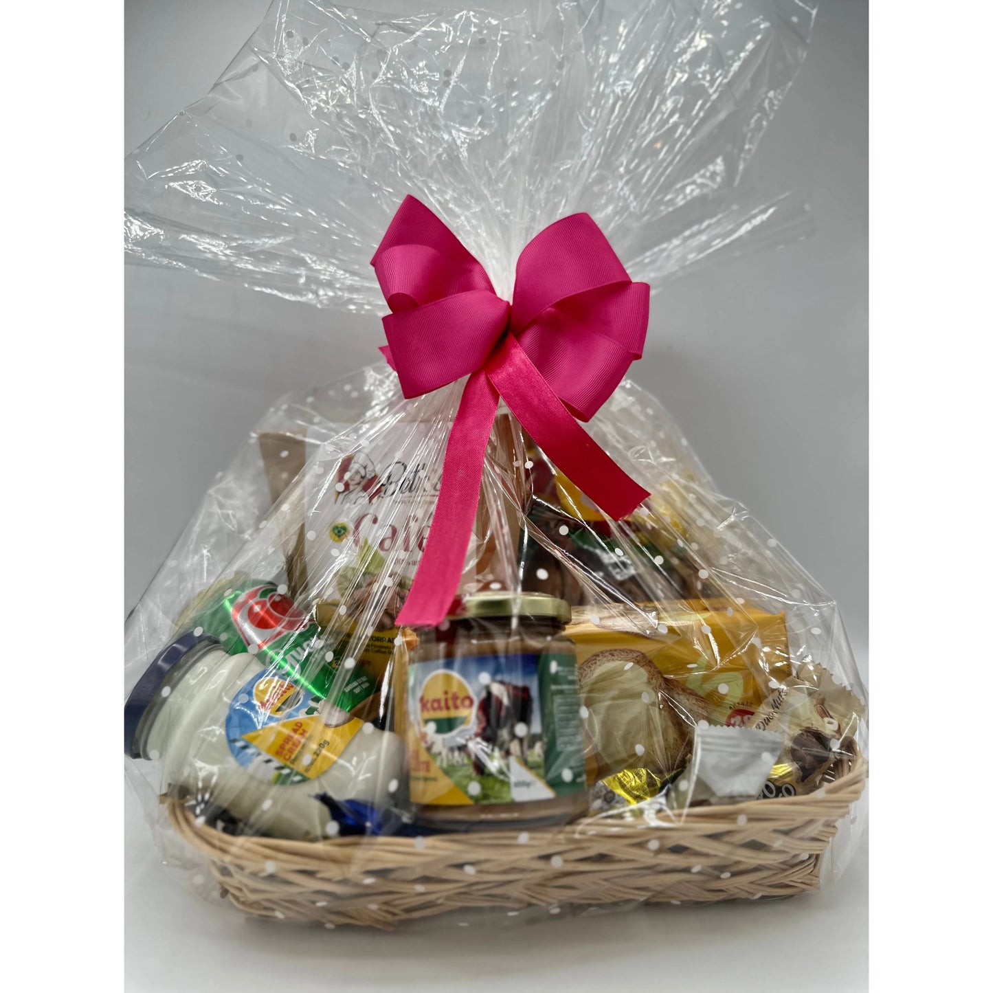 Brazilian Picnic hamper